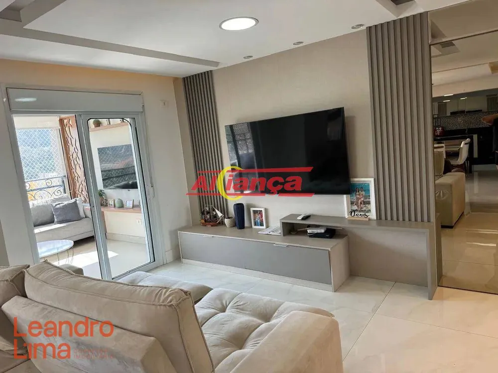 Apartamento, 3 quartos, 145 m² - Foto 1
