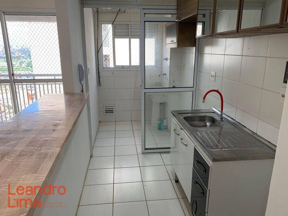 Apartamento à venda com 2 quartos, 47m² - Foto 2