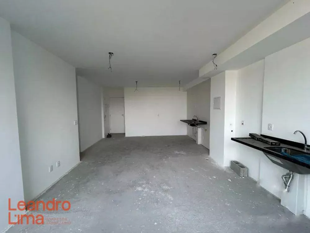 Apartamento à venda com 2 quartos, 79m² - Foto 3