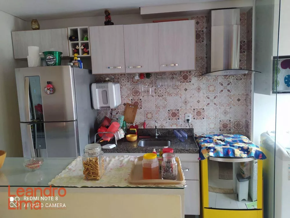 Apartamento à venda com 2 quartos, 45m² - Foto 4