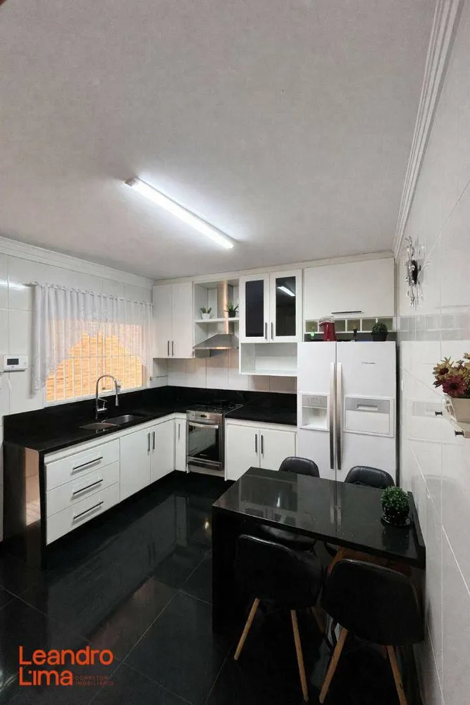 Casa, 3 quartos, 187 m² - Foto 10