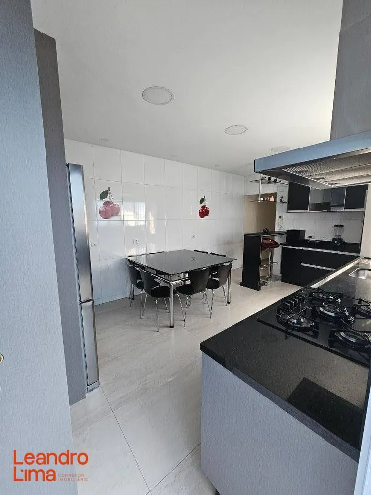 Casa, 4 quartos, 193 m² - Foto 3