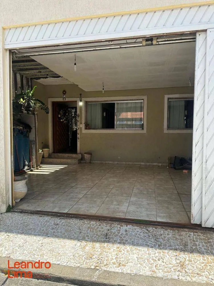 Casa, 3 quartos, 650 m² - Foto 2