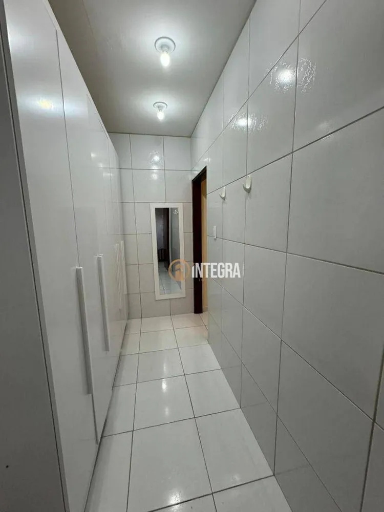 Casa, 4 quartos, 258 m² - Foto 13