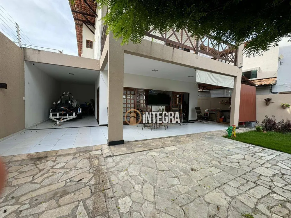 Casa, 4 quartos, 258 m² - Foto 24