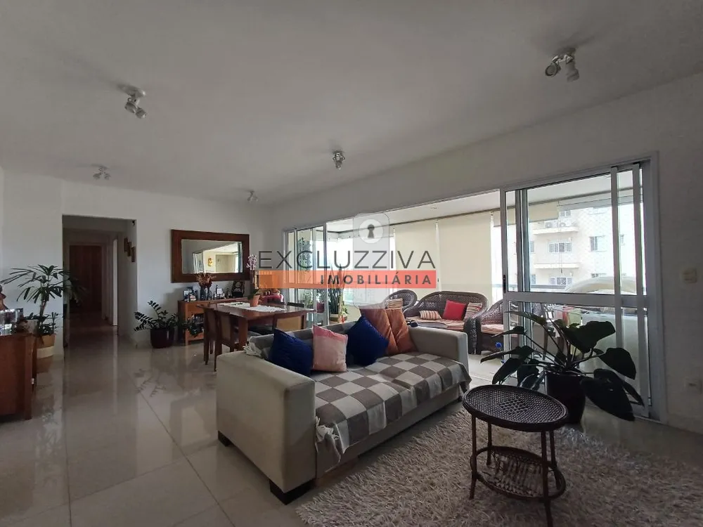 Apartamento, 3 quartos, 130 m² - Foto 1
