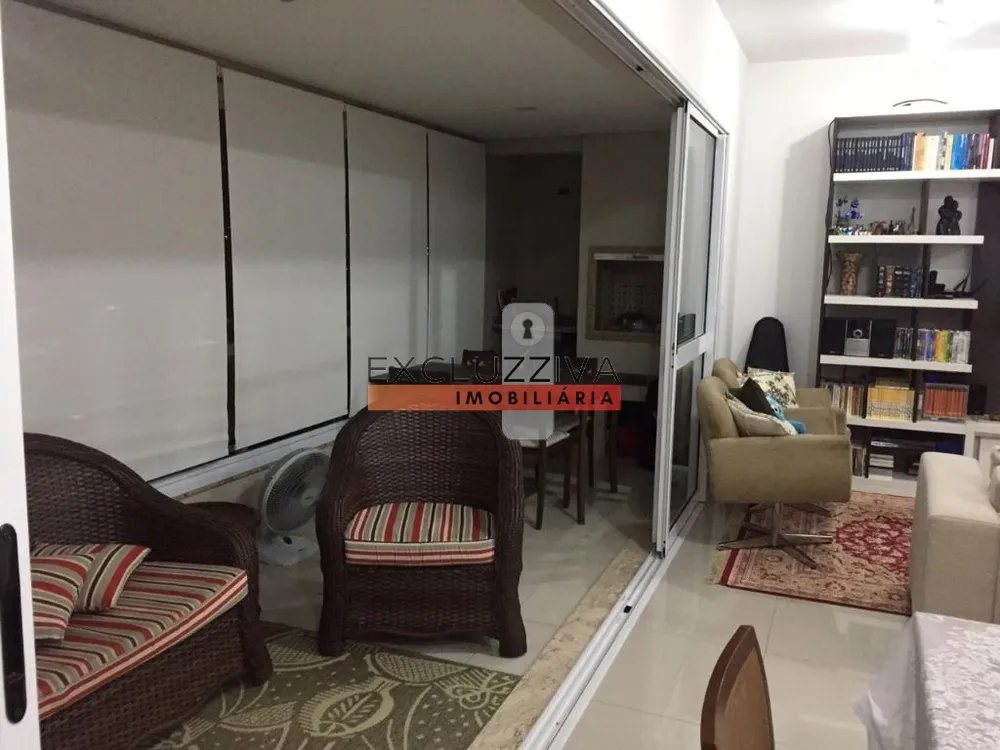 Apartamento, 3 quartos, 130 m² - Foto 3
