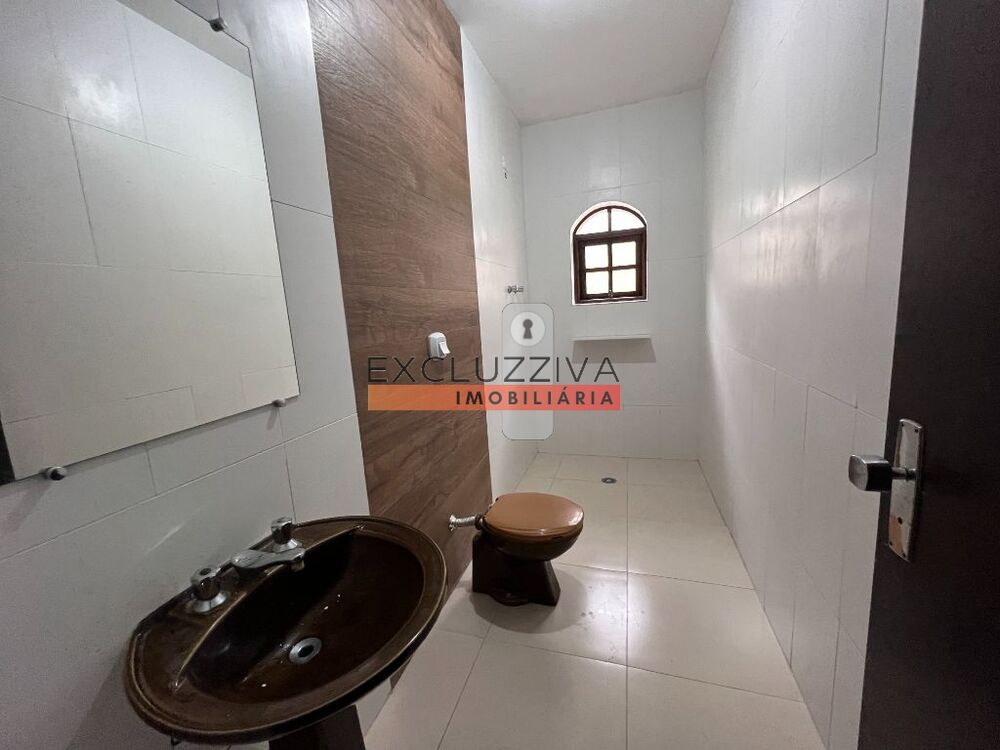 Casa à venda e aluguel com 4 quartos, 220m² - Foto 8
