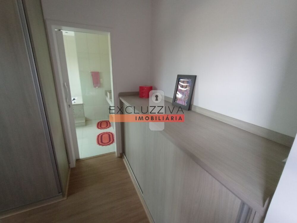 Casa de Condomínio à venda e aluguel com 4 quartos, 246m² - Foto 20