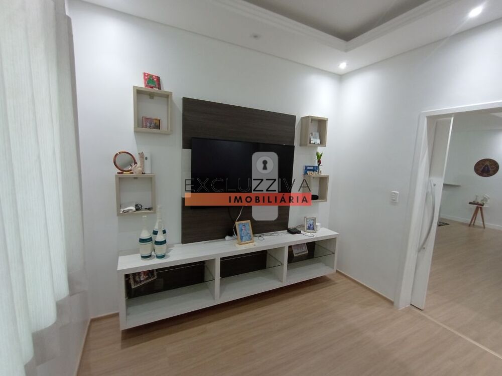 Casa de Condomínio à venda e aluguel com 4 quartos, 246m² - Foto 4