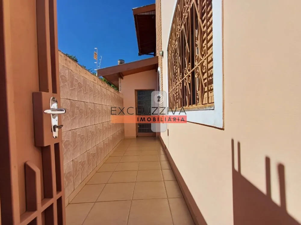 Sobrado, 3 quartos, 297 m² - Foto 2