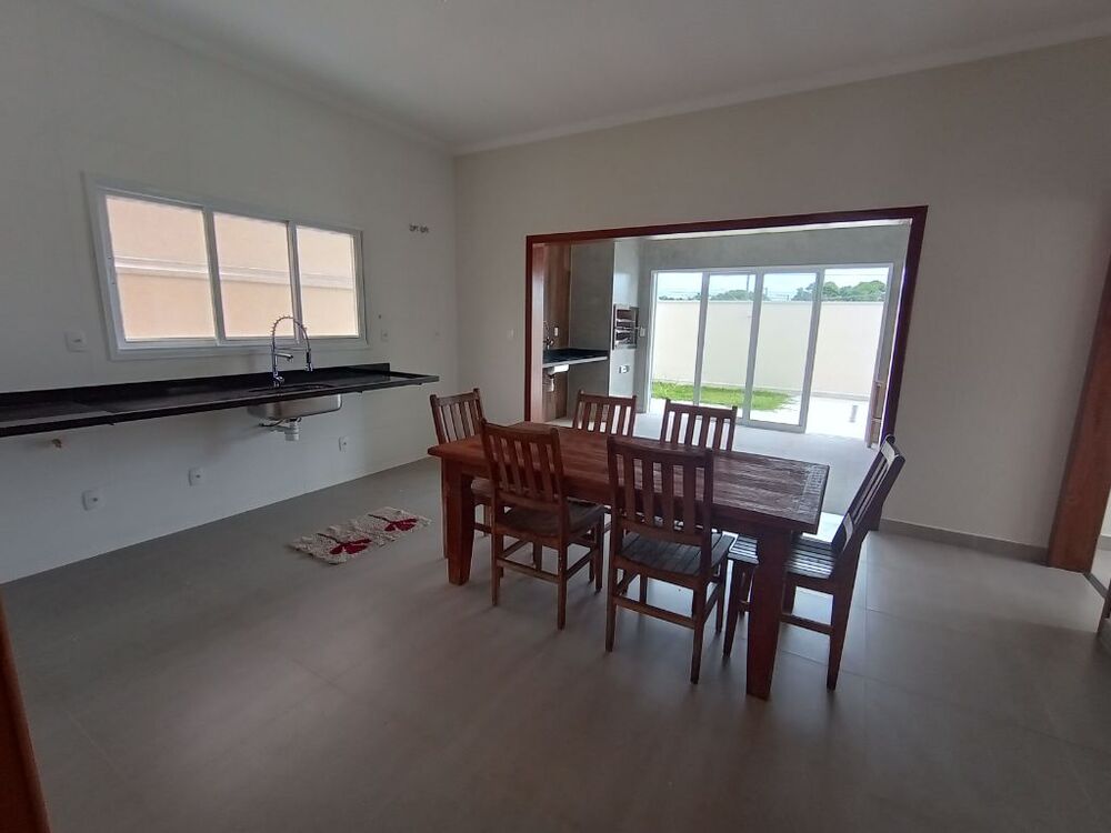 Casa, 3 quartos, 220 m² - Foto 13
