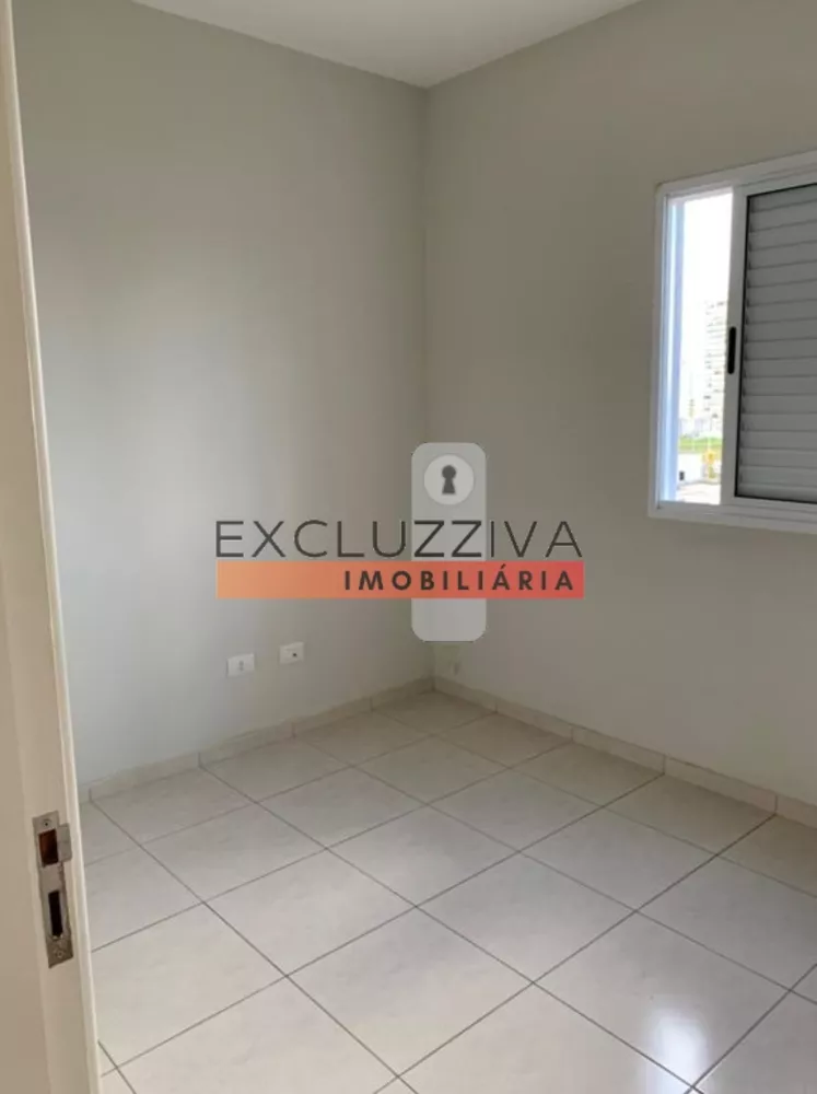 Apartamento para alugar com 2 quartos, 75m² - Foto 4