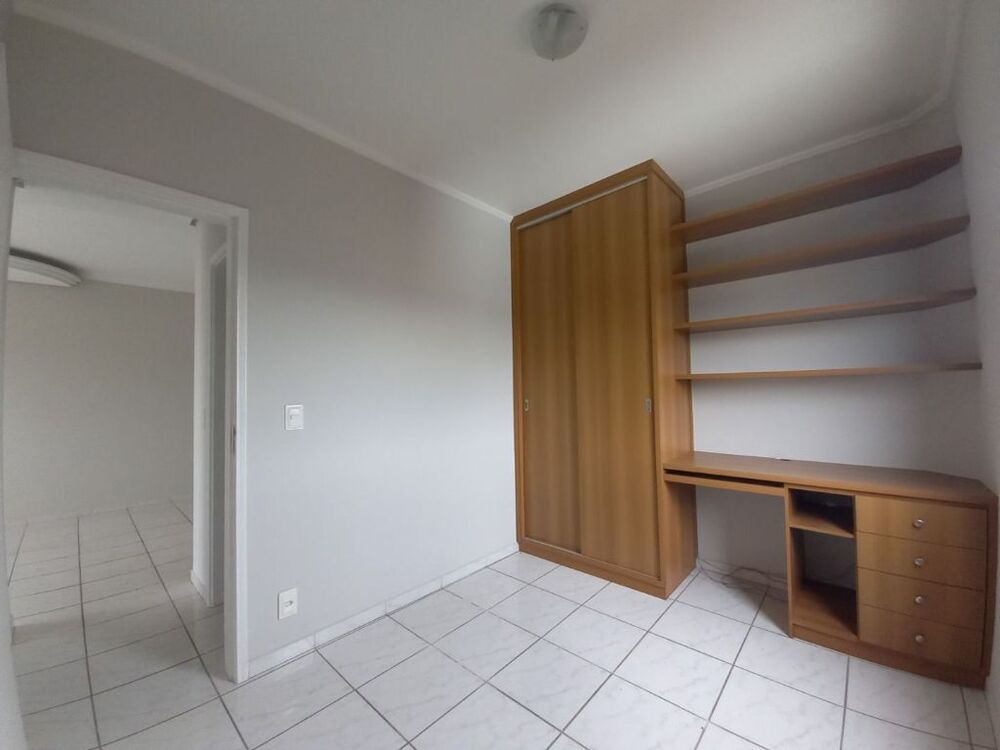 Apartamento à venda com 2 quartos, 68m² - Foto 13