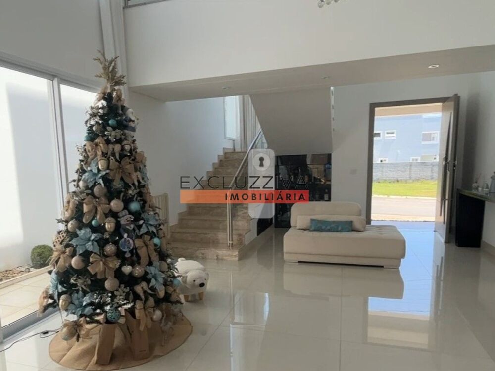 Casa de Condomínio à venda com 3 quartos, 355m² - Foto 1
