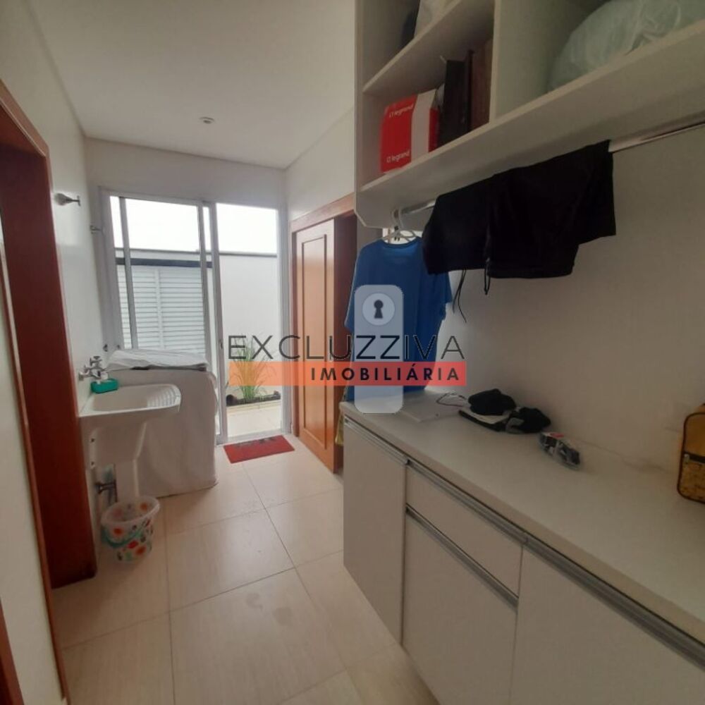 Casa de Condomínio à venda com 3 quartos, 355m² - Foto 13