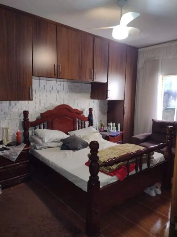 Casa, 3 quartos, 250 m² - Foto 2