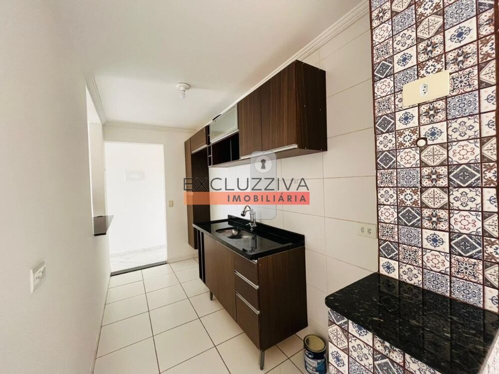 Apartamento à venda com 2 quartos, 67m² - Foto 10