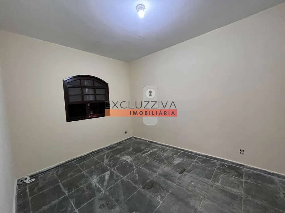 Casa, 4 quartos, 220 m² - Foto 3