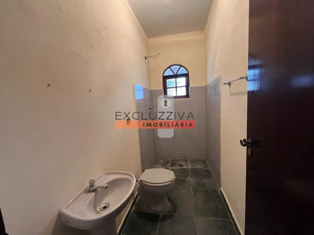 Casa, 4 quartos, 220 m² - Foto 2