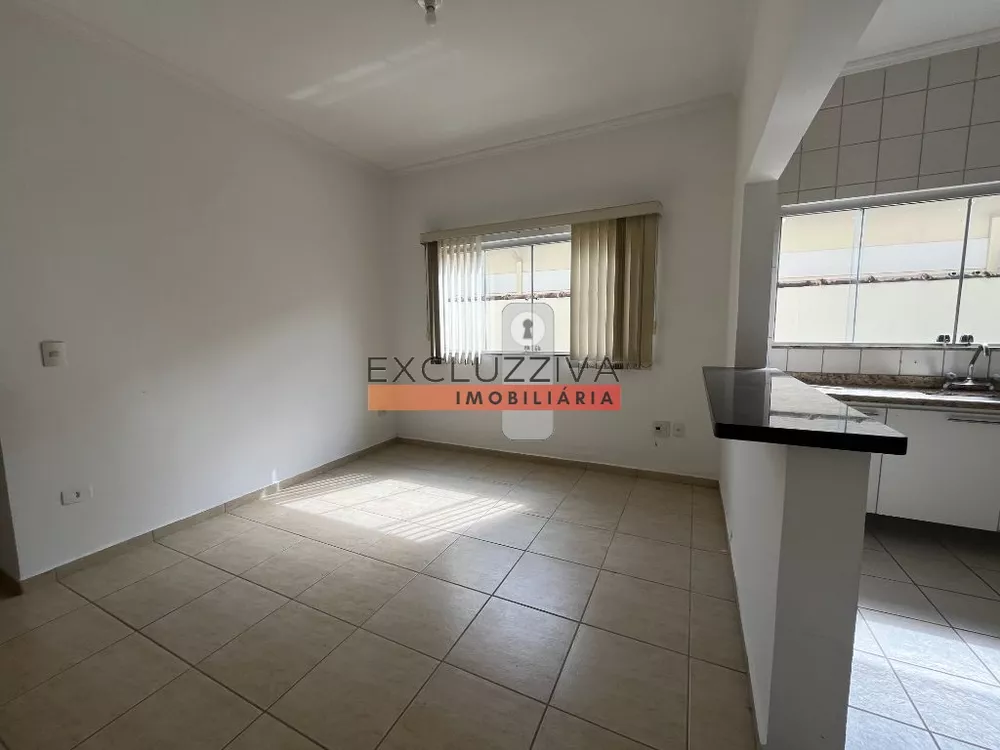 Casa de Condomínio à venda com 3 quartos, 150m² - Foto 4