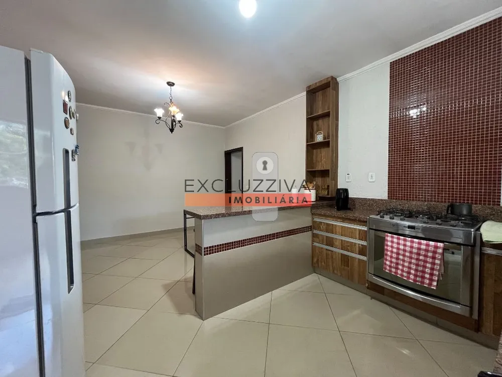 Casa, 5 quartos, 302 m² - Foto 9