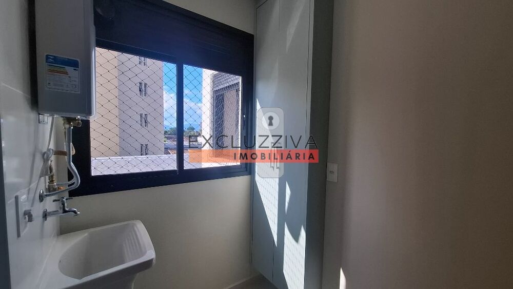 Apartamento para alugar com 2 quartos, 65m² - Foto 4