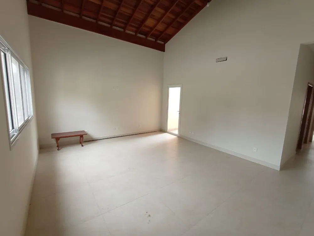 Casa, 3 quartos, 220 m² - Foto 1