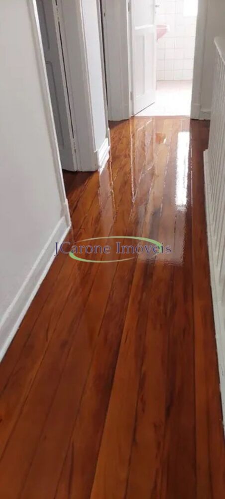 Casa para alugar com 2 quartos, 110m² - Foto 1