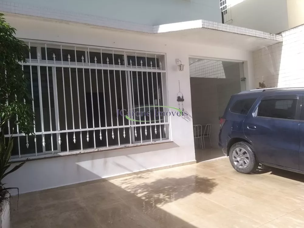 Casa à venda com 3 quartos, 163m² - Foto 1