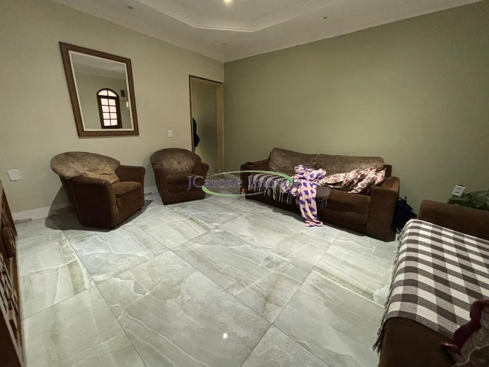 Casa, 3 quartos, 270 m² - Foto 2