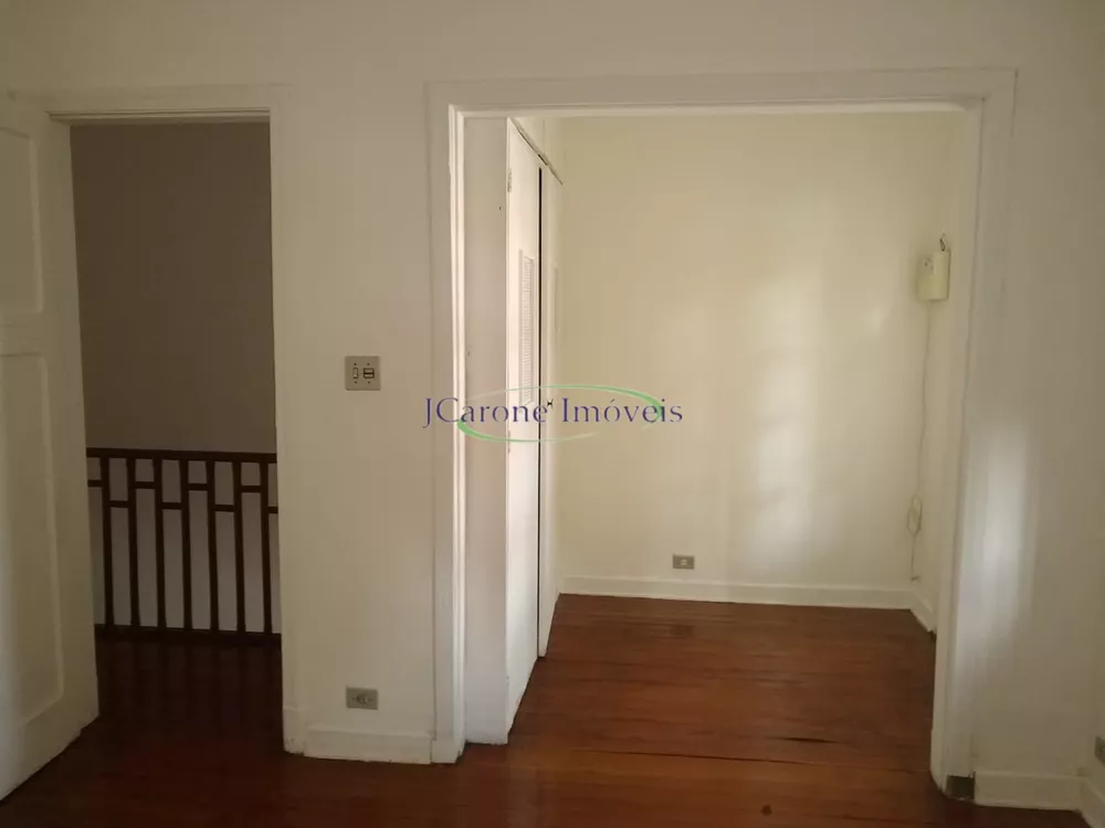 Casa, 3 quartos, 207 m² - Foto 1