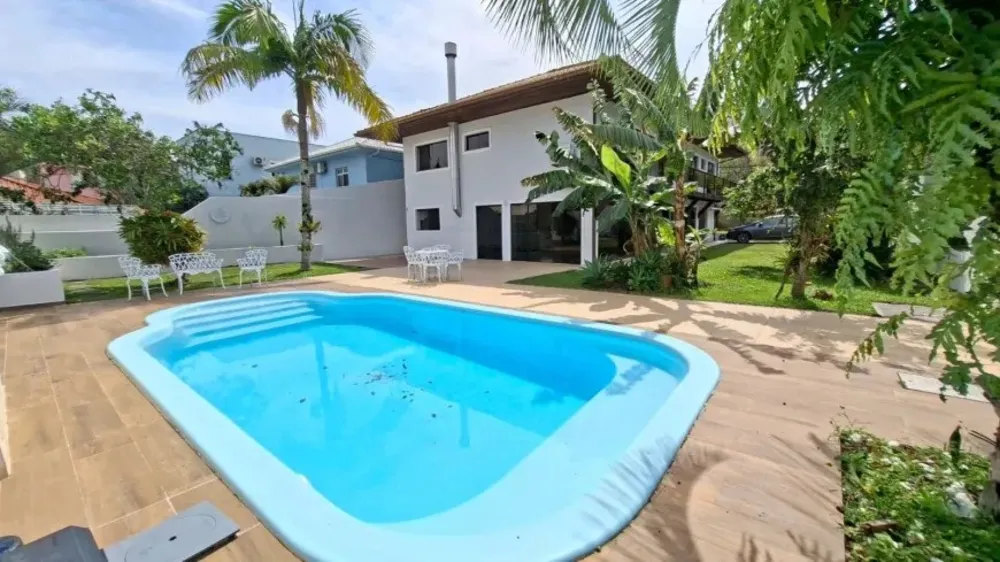Casa, 5 quartos, 319 m² - Foto 1