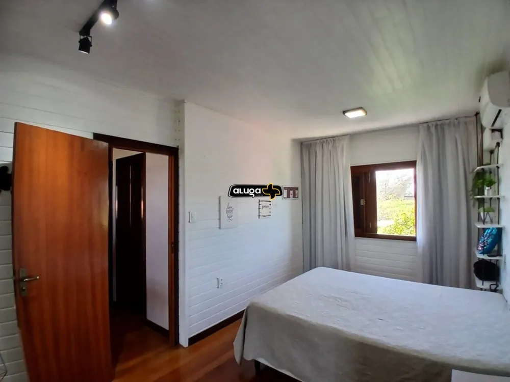 Casa, 3 quartos, 407 m² - Foto 1