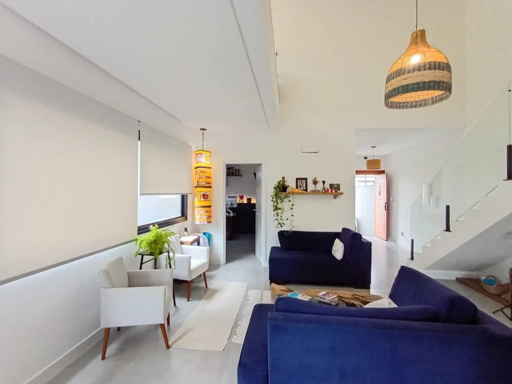 Casa, 3 quartos, 220 m² - Foto 1