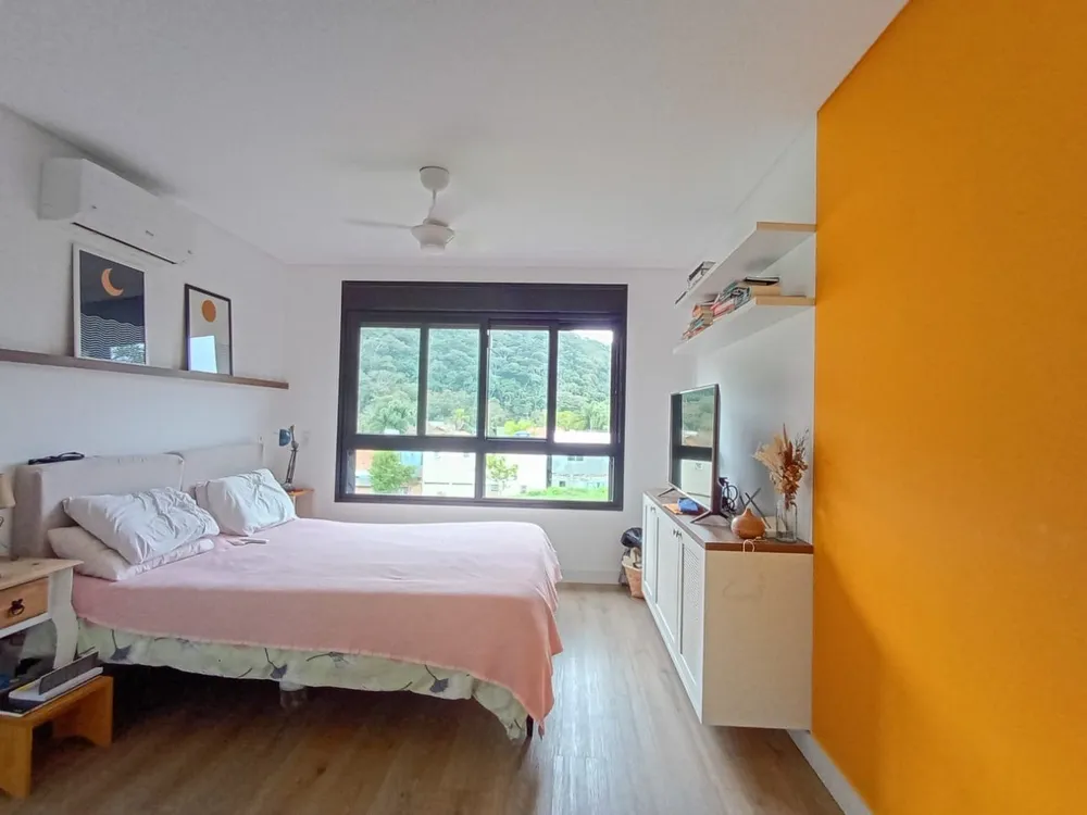 Casa, 3 quartos, 220 m² - Foto 3