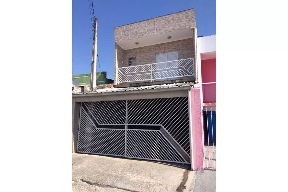 Sobrado à venda com 3 quartos, 57m² - Foto 1