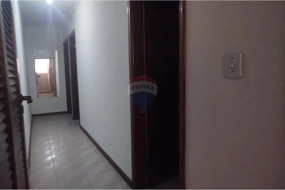 Casa, 4 quartos, 285 m² - Foto 2