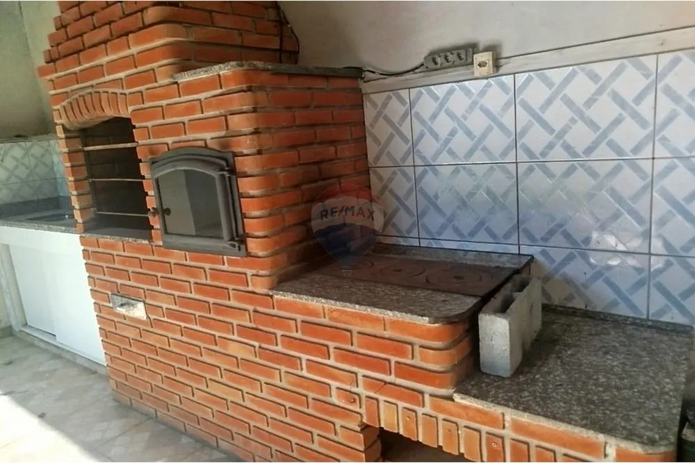 Casa, 4 quartos, 285 m² - Foto 1