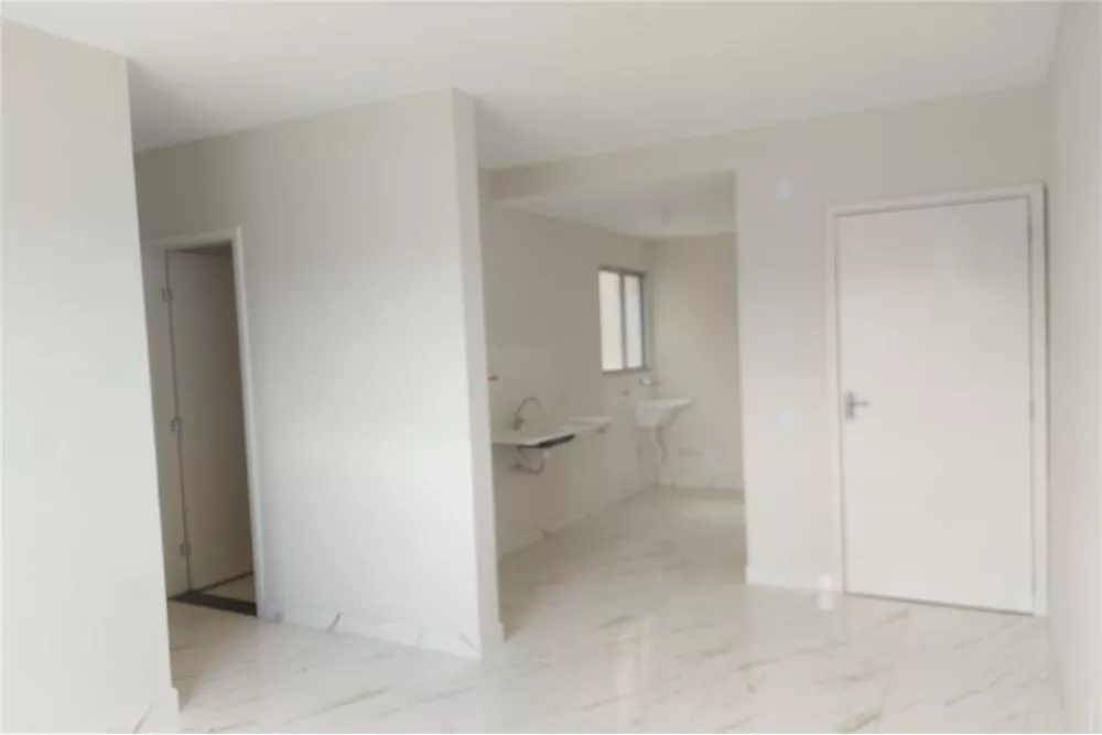 Apartamento para alugar com 2 quartos, 41m² - Foto 3