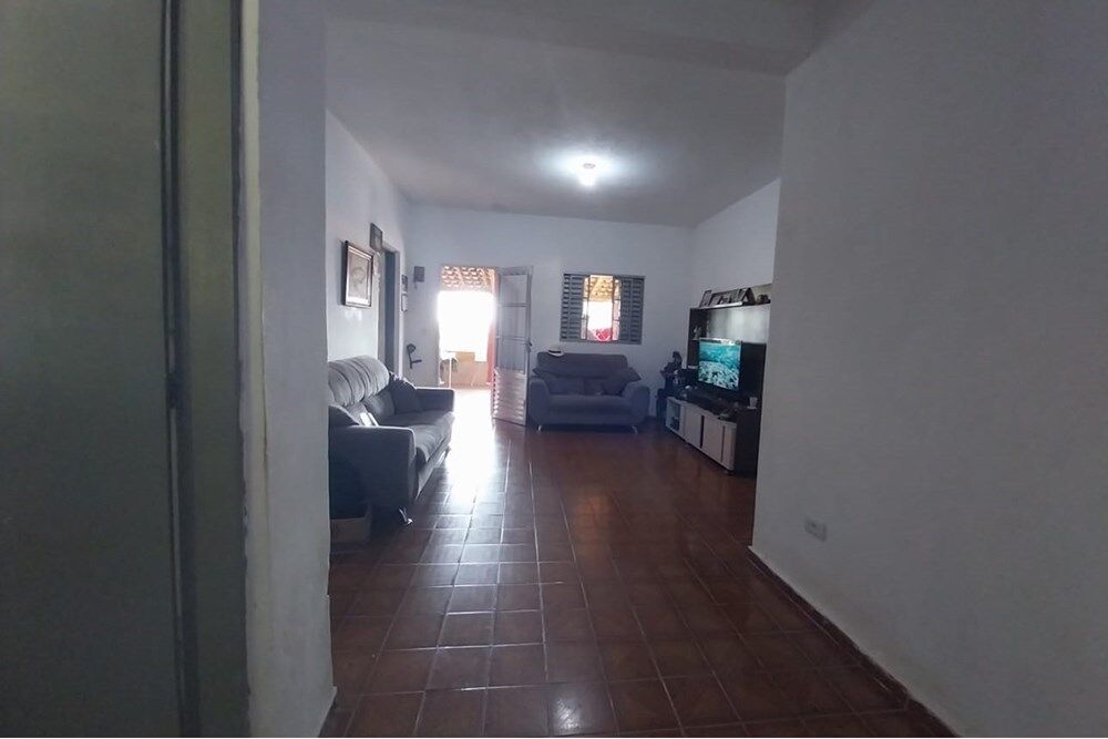 Chácara à venda com 4 quartos, 253m² - Foto 5