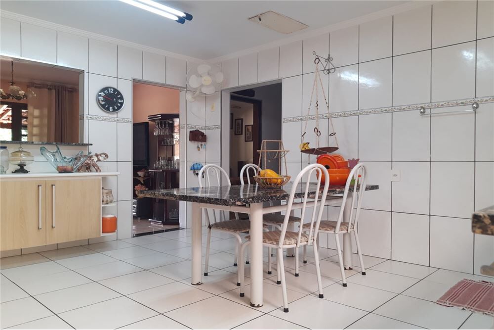 Chácara à venda com 7 quartos, 400m² - Foto 9