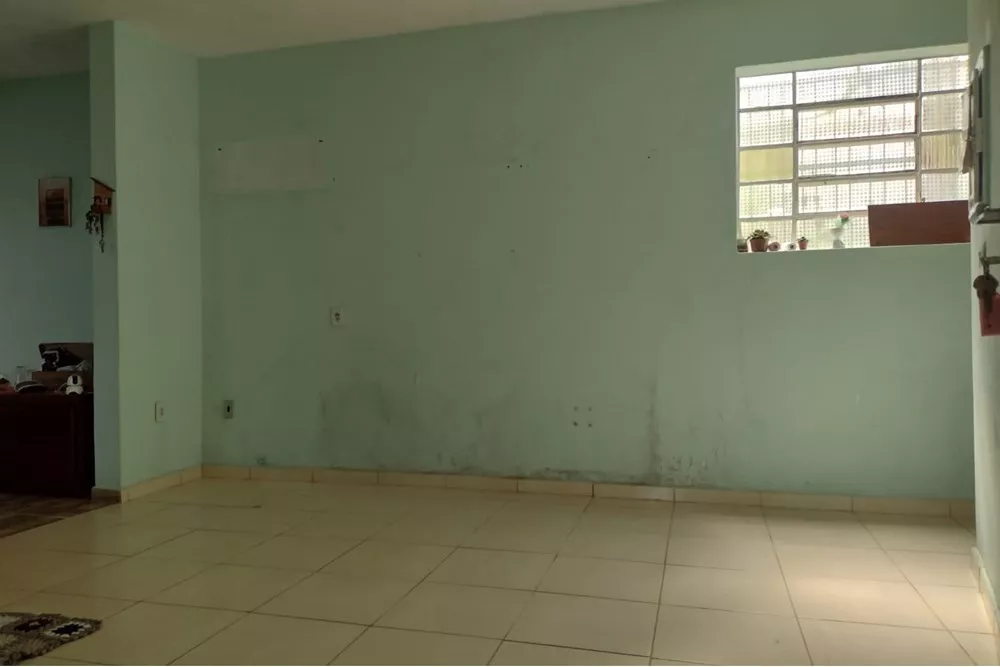 Fazenda à venda com 3 quartos, 180m² - Foto 7