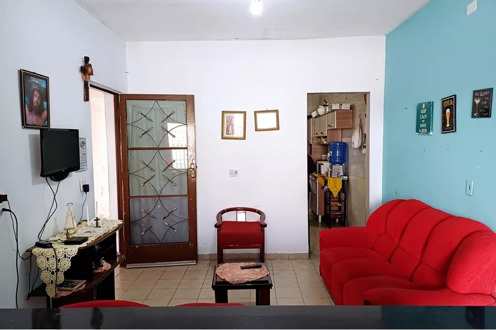 Casa à venda com 4 quartos, 125m² - Foto 2