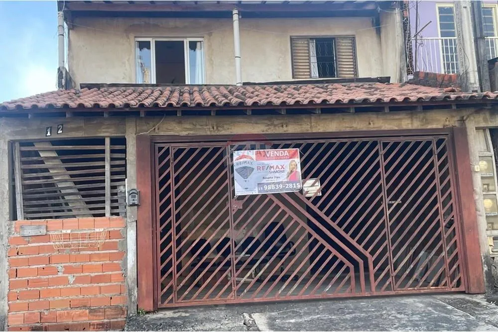 Casa, 3 quartos, 218 m² - Foto 1