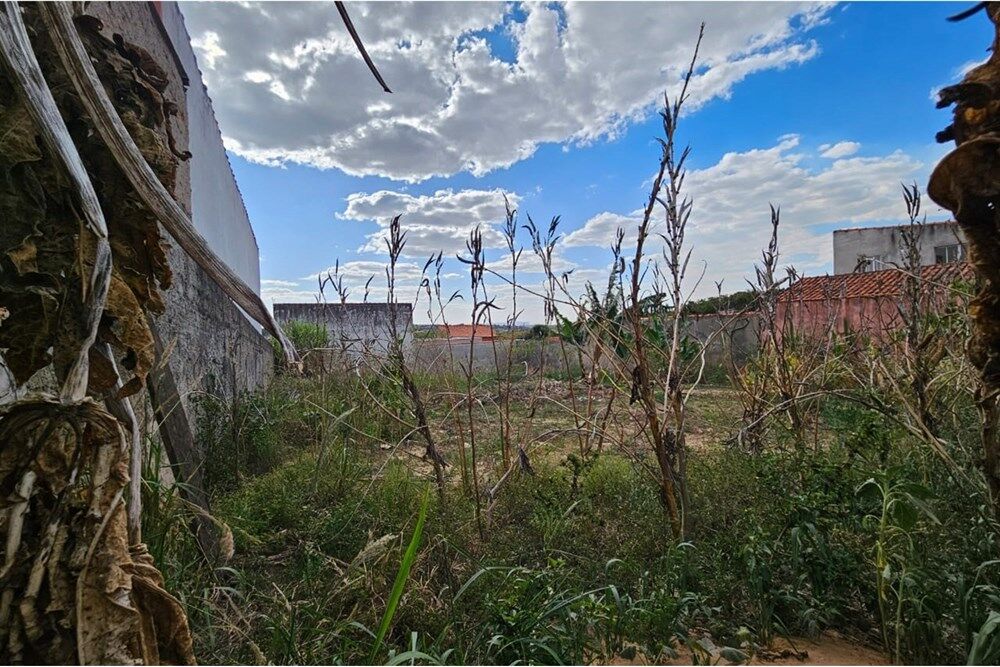 Loteamento e Condomínio, 355 m² - Foto 1
