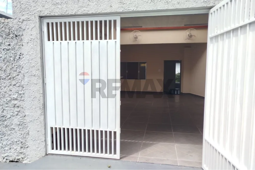 Casa, 1 quarto, 200 m² - Foto 1