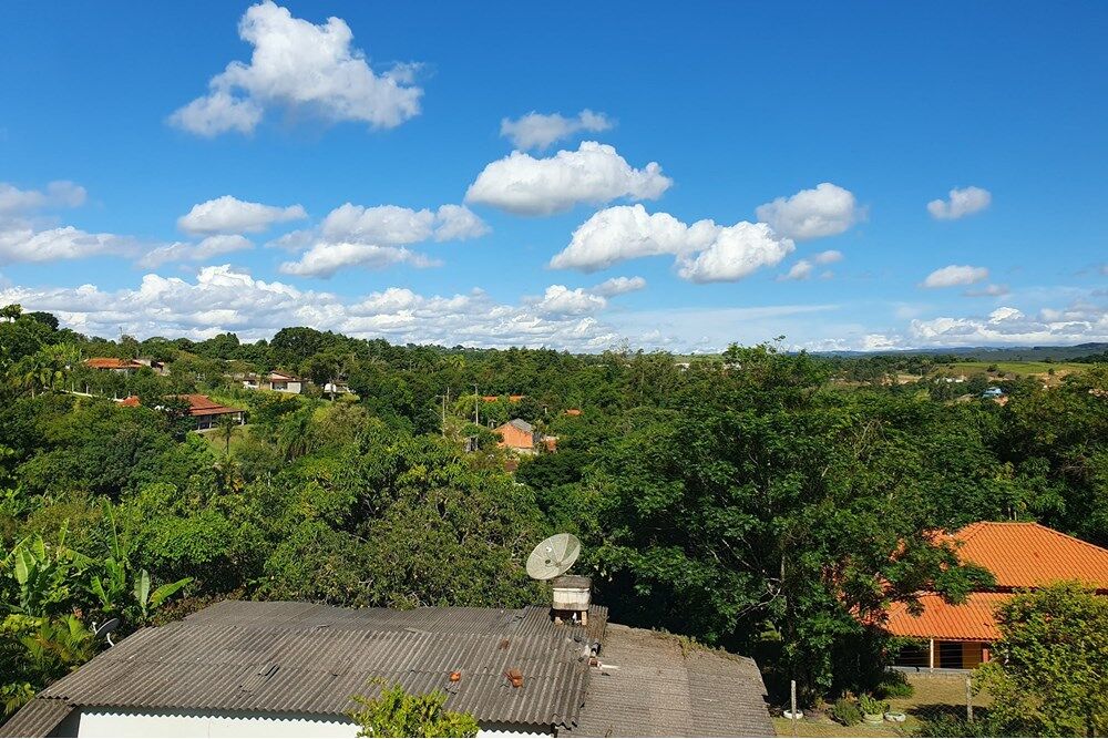 Chácara à venda com 4 quartos, 273m² - Foto 17