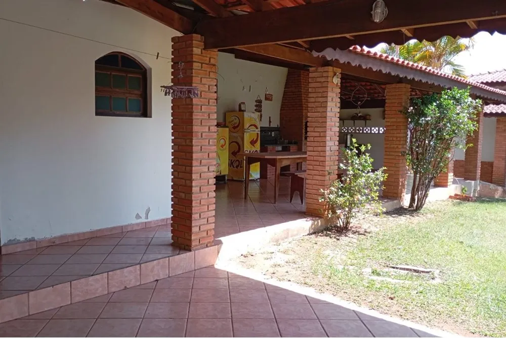 Chácara, 3 quartos, 2465 m² - Foto 2
