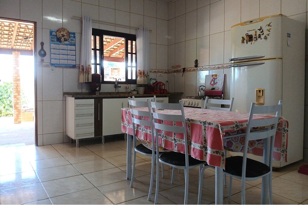 Chácara à venda com 2 quartos, 145m² - Foto 8
